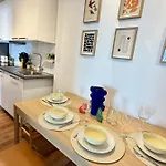 Apartman Beckhomes Munich, Stylish, & Modern 3br Up To 7 Pax *