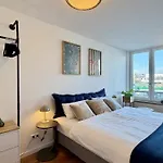 Beckhomes Munich, Stylish, & Modern 3br Up To 7 Pax