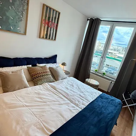 Beckhomes Munich, Stylish, & Modern 3br Up To 7 Pax