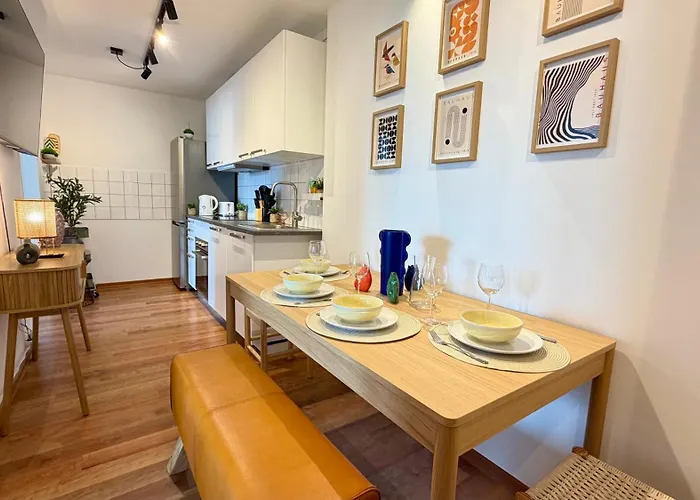 Beckhomes Munich, Stylish, & Modern 3br Up To 7 Pax Lejlighed
