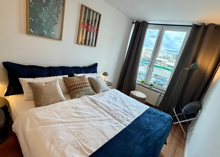 Beckhomes Munich, Stylish, & Modern 3br Up To 7 Pax