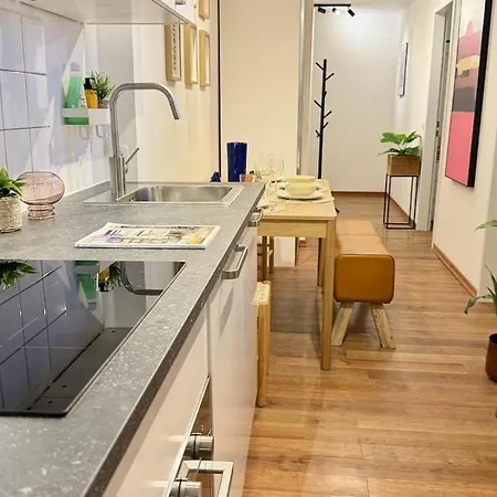 Beckhomes Munich, Stylish, & Modern 3br Up To 7 Pax Мюнхен