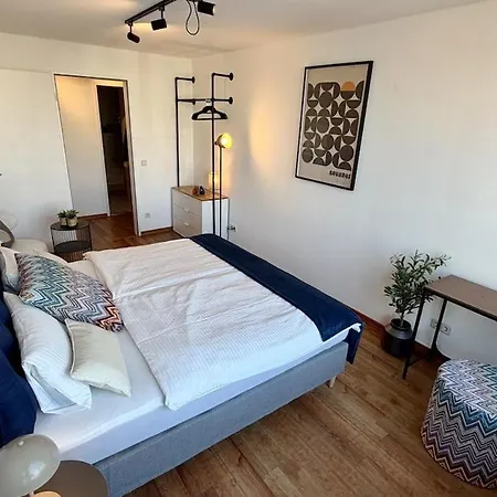 Апартаменты Beckhomes Munich, Stylish, & Modern 3br Up To 7 Pax