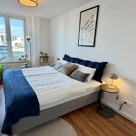 Beckhomes Munich, Stylish, & Modern 3br Up To 7 Pax * Мюнхен