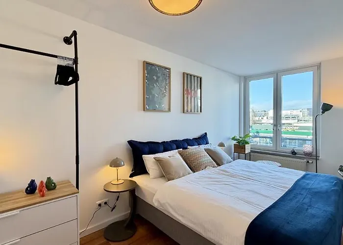 Beckhomes Munich, Stylish, & Modern 3br Up To 7 Pax