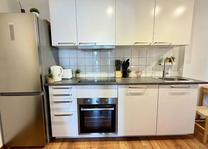 Beckhomes Munich, Stylish, & Modern 3br Up To 7 Pax *