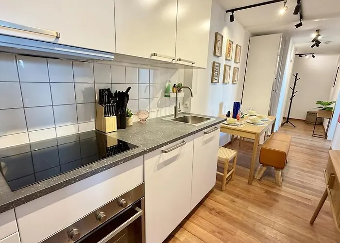 Beckhomes Munich, Stylish, & Modern 3br Up To 7 Pax Apartman
