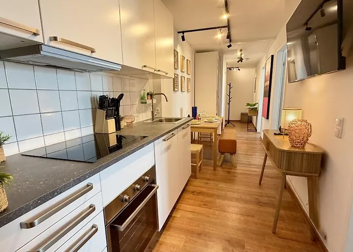 Beckhomes Munich, Stylish, & Modern 3br Up To 7 Pax * ميونيخ